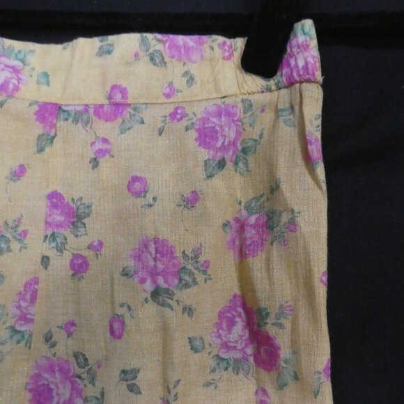 Unbranded | 10.5 inch waist measured | Floral Mustard Pants With Pink Flowers - Picture 5 of 16